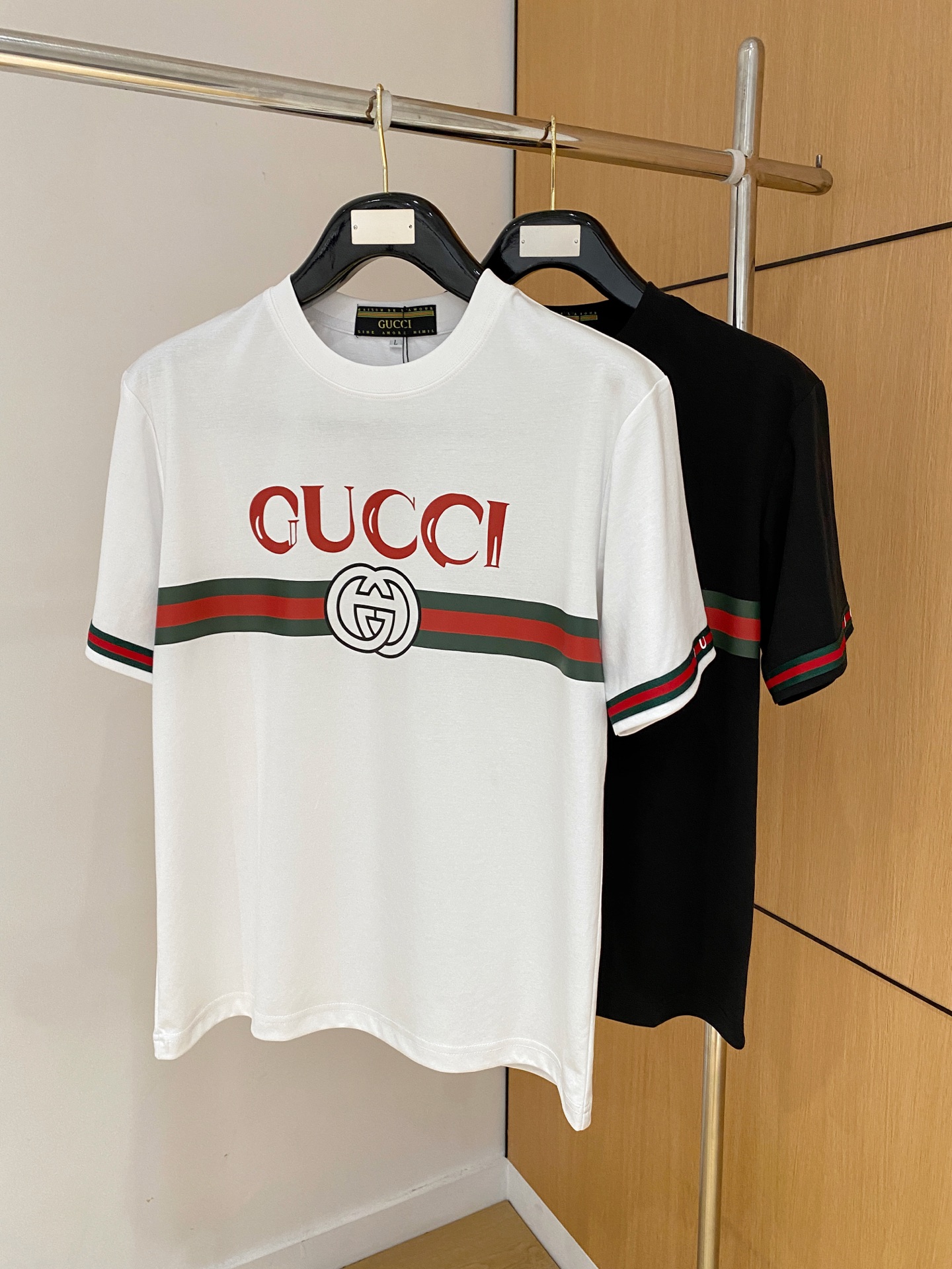 short sleeves